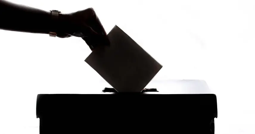 elezioni-Immagine-notizia.png Immagine di elezioni-Immagine-notizia.png